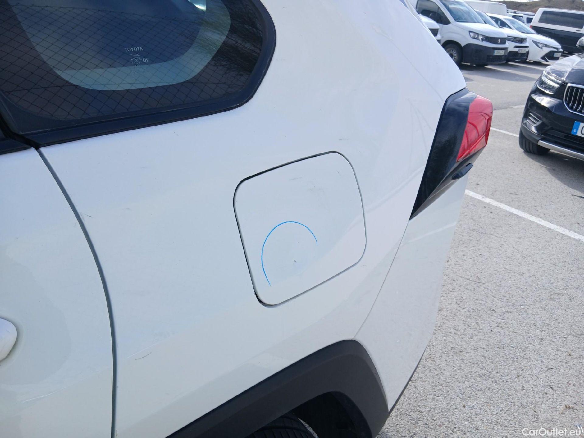  Toyota  RAV4 TOYOTA  / 2018 / 5P / todoterreno 2.5l Business #19