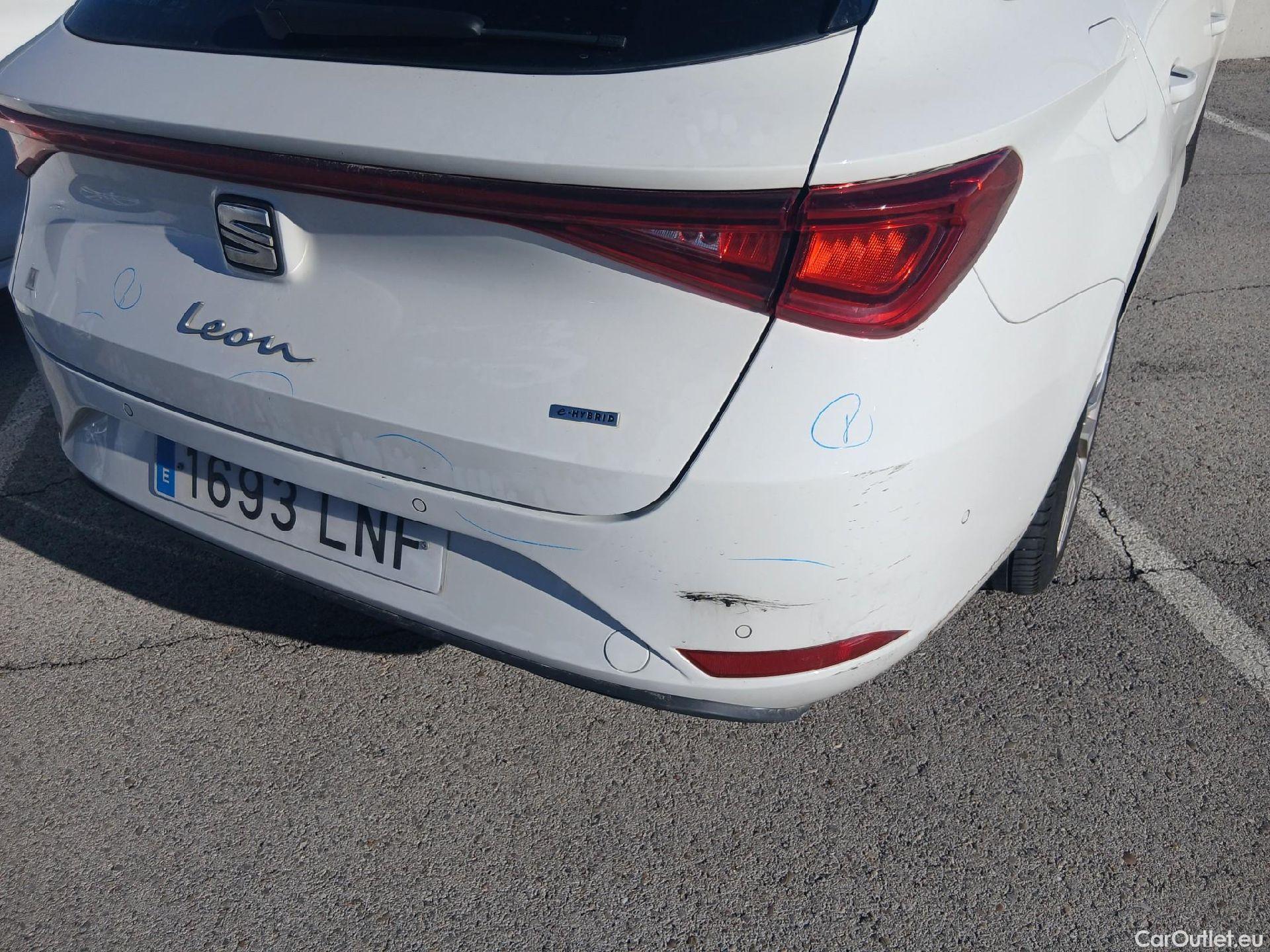  Seat  Leon SEAT Nuevo León / 2020 / 5P / familiar SP 1.4 e-Hybrid DSG S&S Xcellence Go L #18