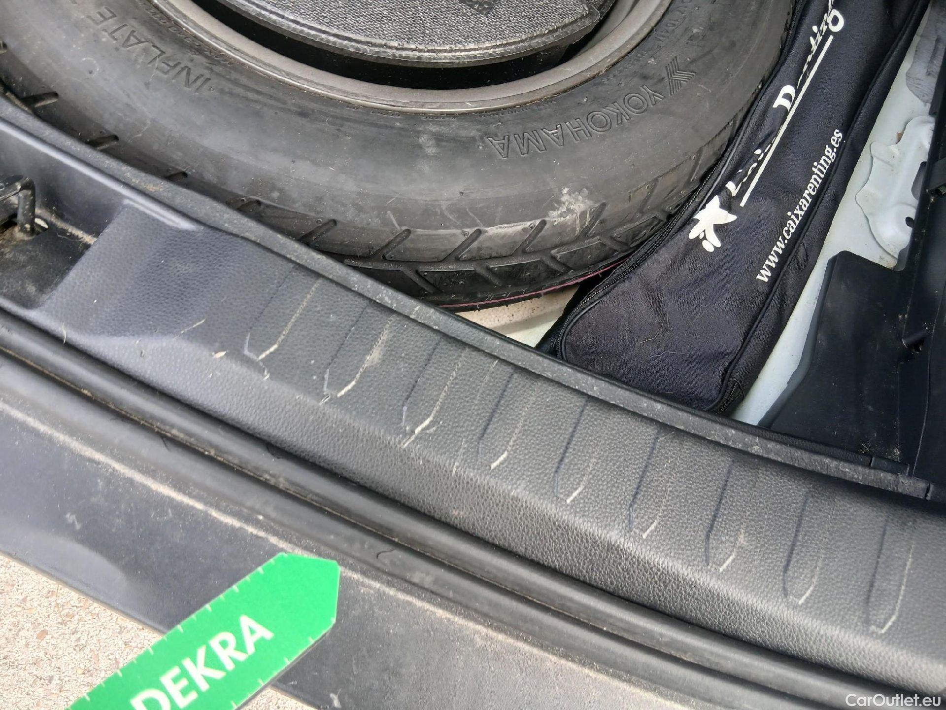  Toyota  RAV4 TOYOTA  / 2018 / 5P / todoterreno 2.5l Business #6