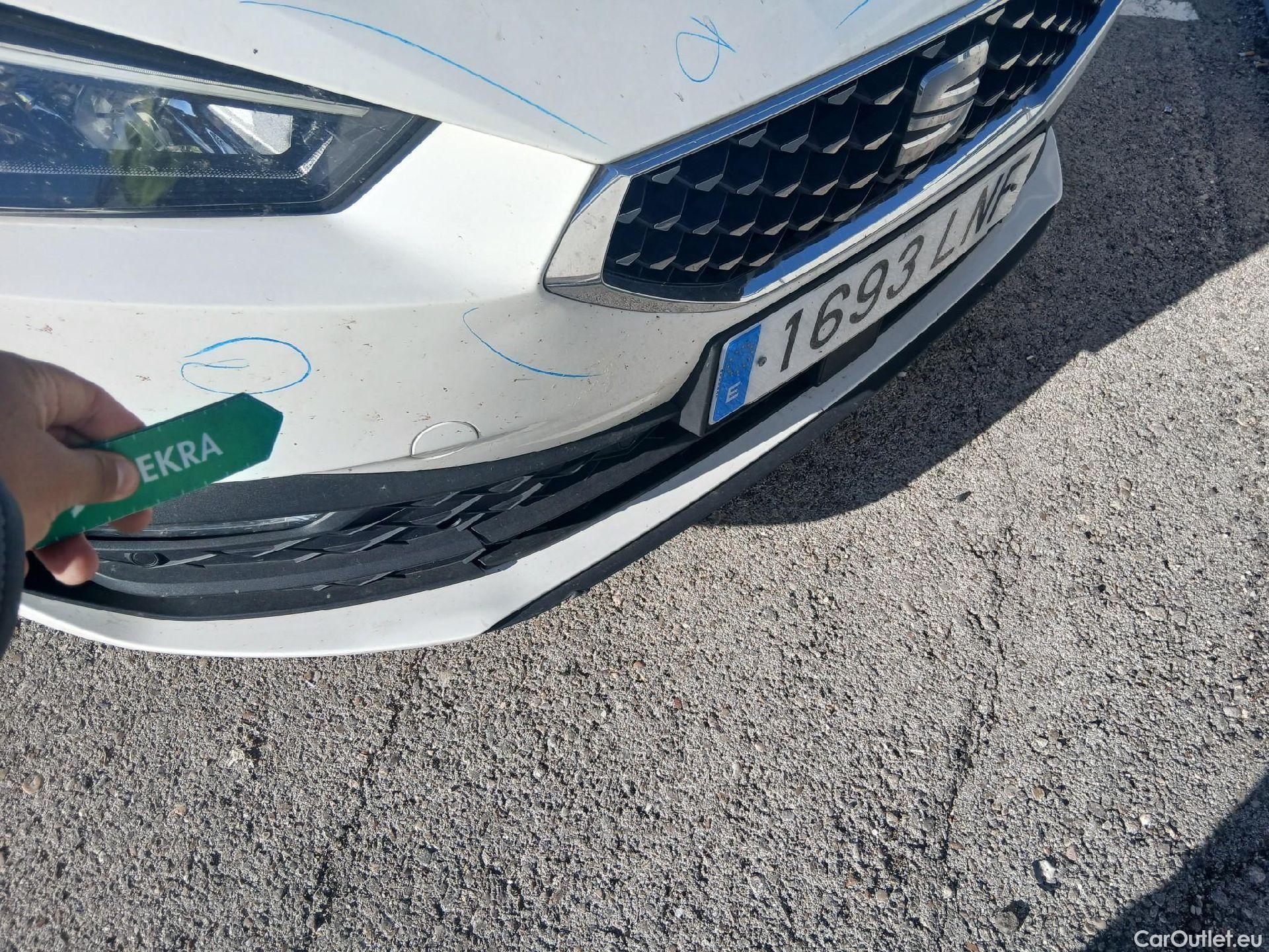  Seat  Leon SEAT Nuevo León / 2020 / 5P / familiar SP 1.4 e-Hybrid DSG S&S Xcellence Go L #3