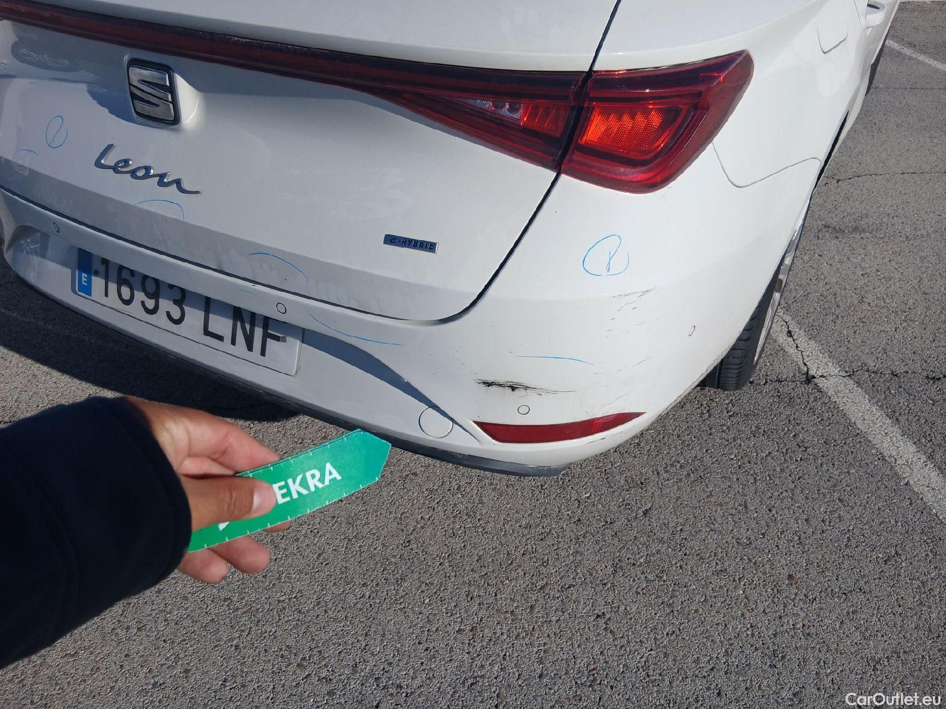  Seat  Leon SEAT Nuevo León / 2020 / 5P / familiar SP 1.4 e-Hybrid DSG S&S Xcellence Go L #19