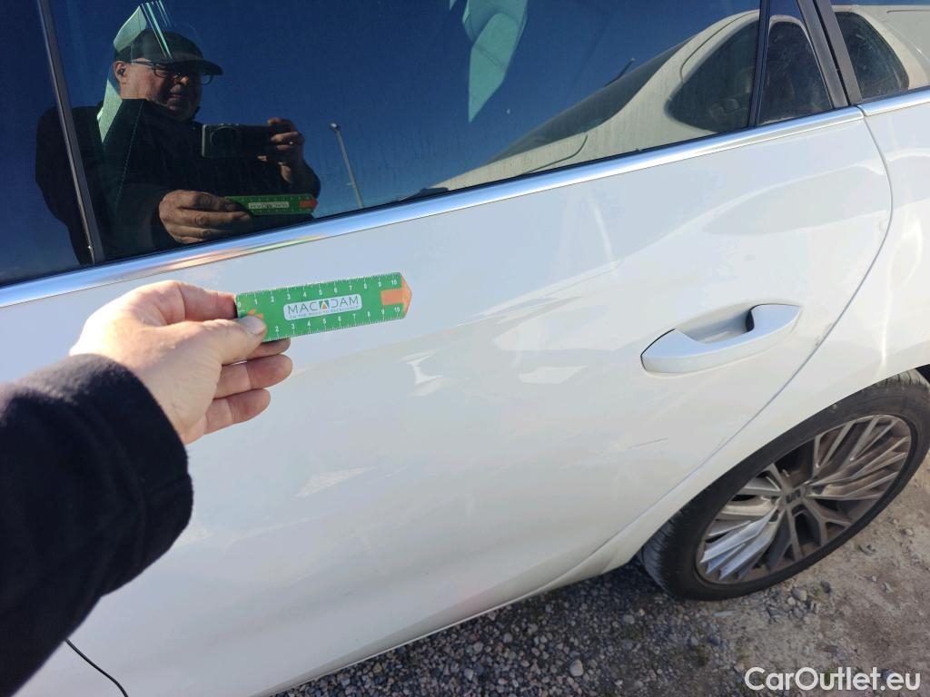  Seat  Leon SEAT Nuevo León / 2020 / 5P / familiar SP 1.4 e-Hybrid DSG S&S Xcellence Go L #20