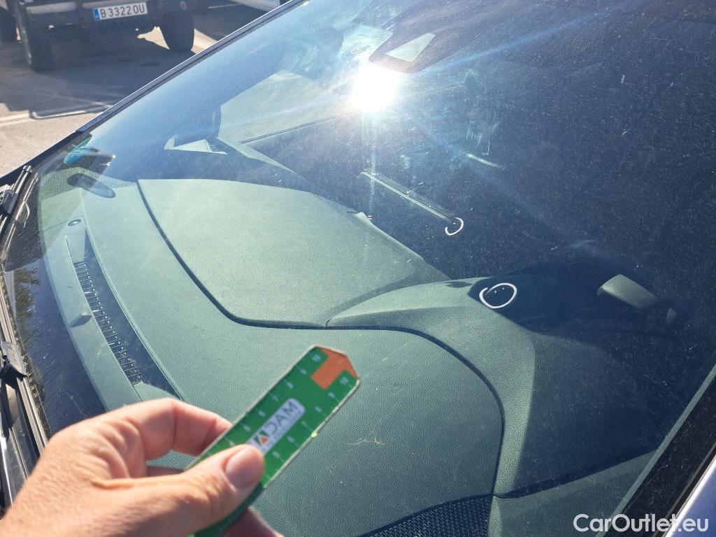  Toyota  Corolla TOYOTA  / 2019 / 5P / familiar 1.8 125H ACTIVE TECH E-CVT TOU SPORT #1