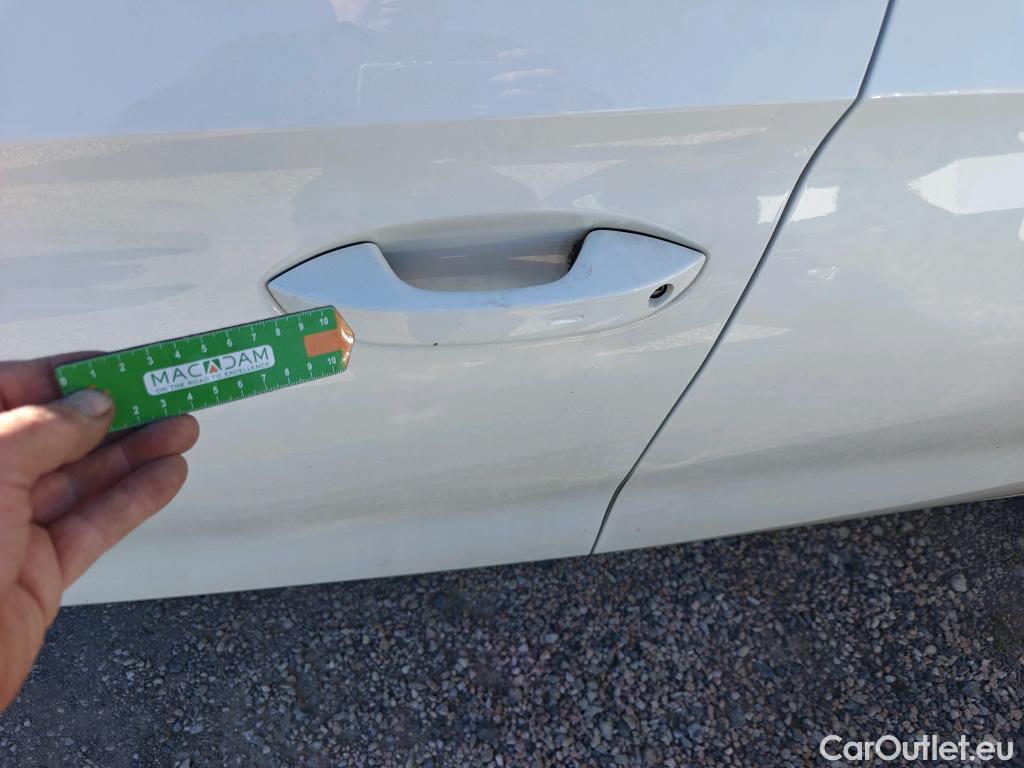  Seat  Leon SEAT Nuevo León / 2020 / 5P / familiar SP 1.4 e-Hybrid DSG S&S Xcellence Go L #22