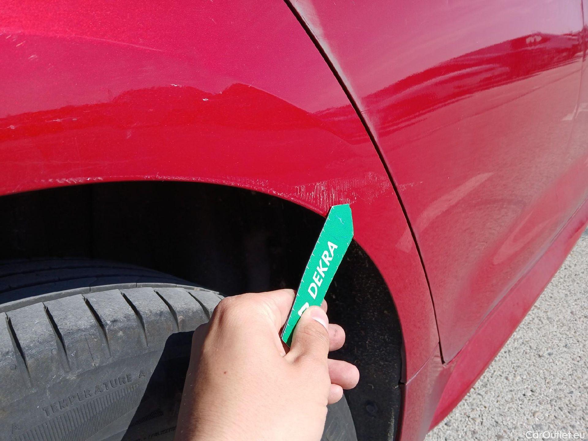  Toyota  Corolla TOYOTA  / 2019 / 5P / berlina con portón 1.8 125H BUSINESS PLUS E-CVT #26