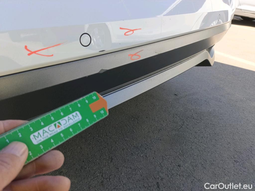  Skoda  KAMIQ SKODA  1.0 TSI 81kW (110CV) DSG Ambition (CX) #17