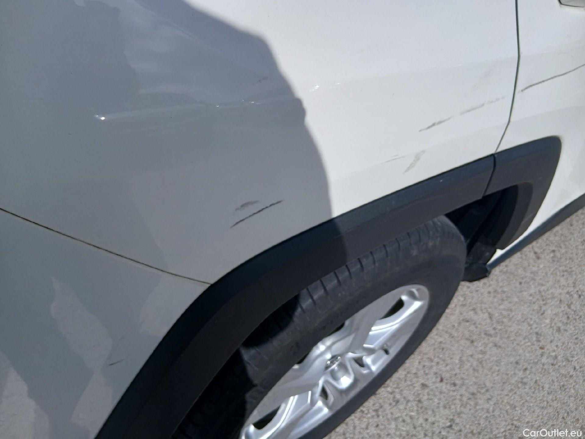  Toyota  RAV4 TOYOTA  / 2018 / 5P / todoterreno 2.5l Business #27