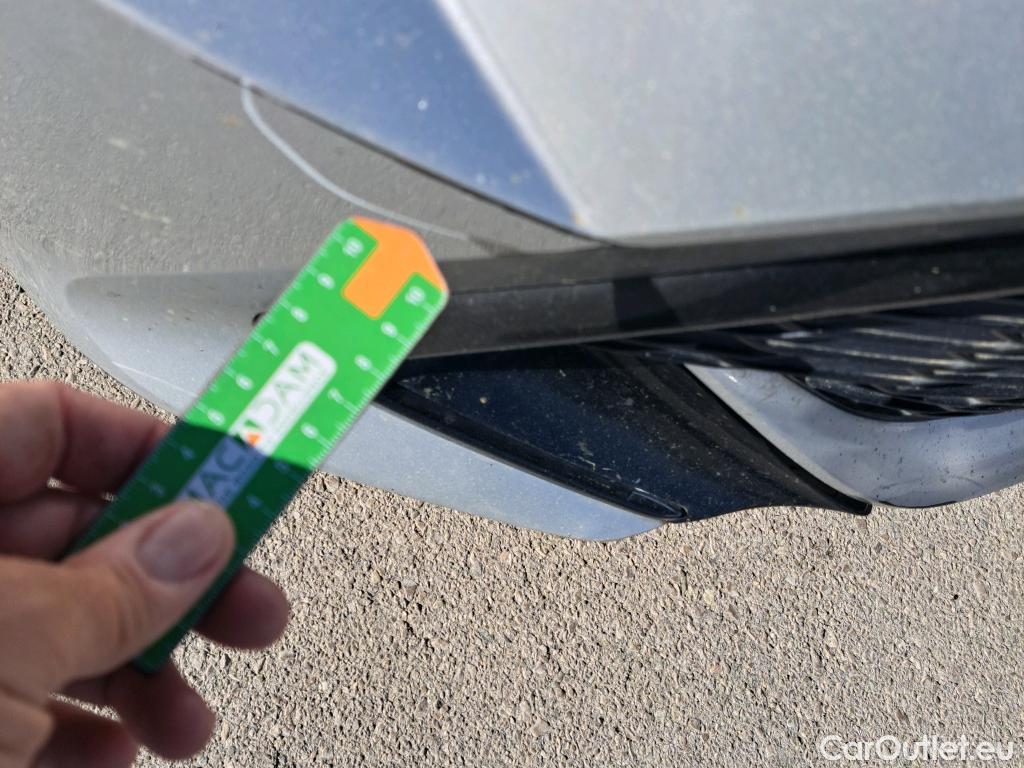  Toyota  Corolla TOYOTA  / 2019 / 5P / familiar 1.8 125H ACTIVE TECH E-CVT TOU SPORT #61