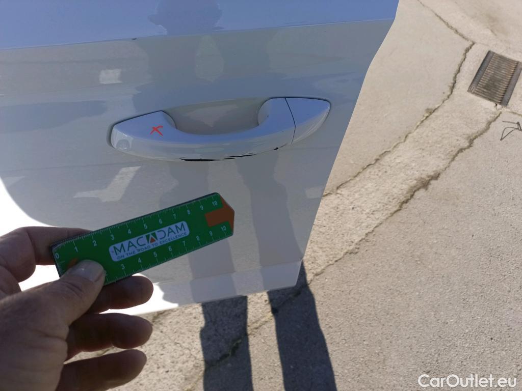  Skoda  KAMIQ SKODA  1.0 TSI 81kW (110CV) DSG Ambition (CX) #12