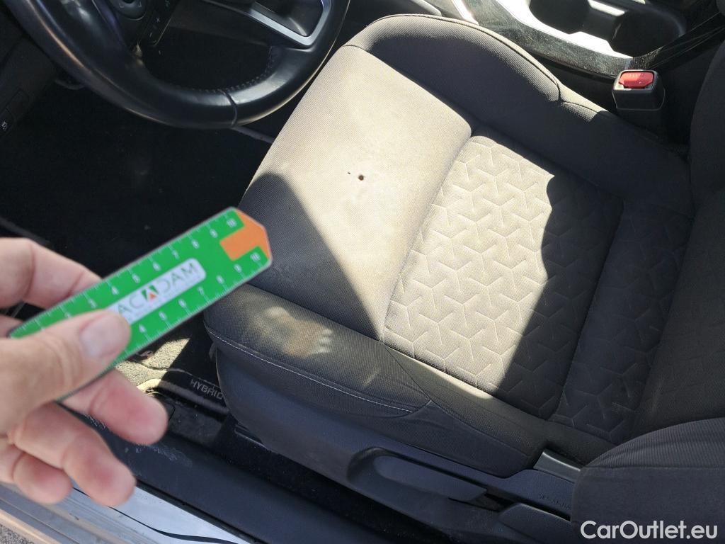  Toyota  Corolla TOYOTA  / 2019 / 5P / familiar 1.8 125H ACTIVE TECH E-CVT TOU SPORT #31