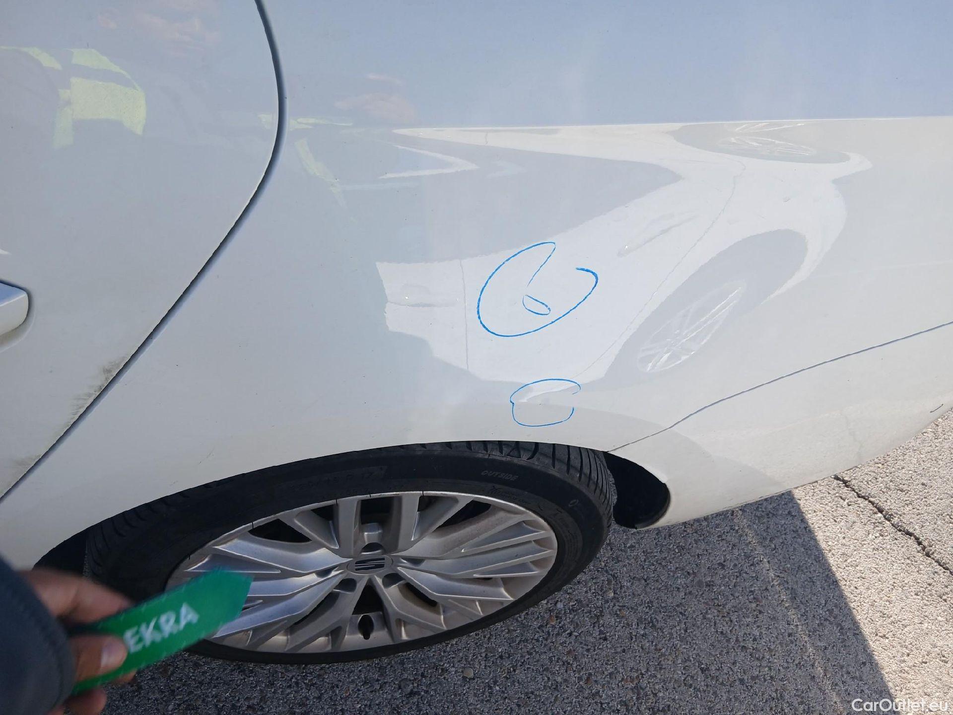  Seat  Leon SEAT Nuevo León / 2020 / 5P / familiar SP 1.4 e-Hybrid DSG S&S Xcellence Go L #17