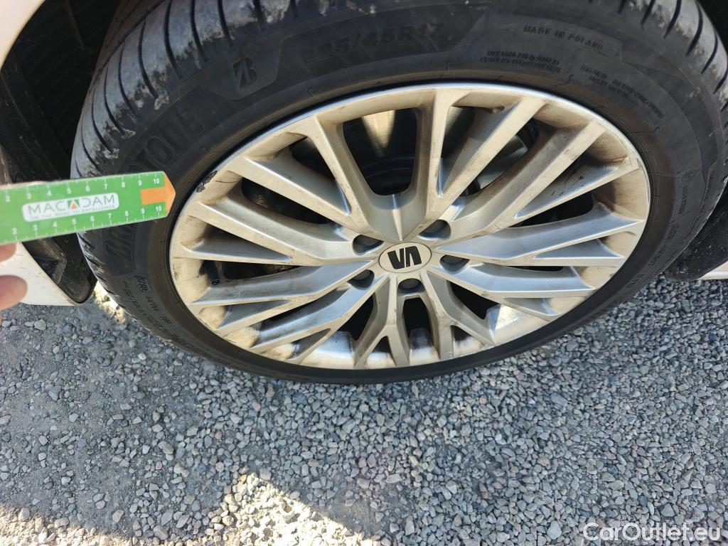  Seat  Leon SEAT Nuevo León / 2020 / 5P / familiar SP 1.4 e-Hybrid DSG S&S Xcellence Go L #7