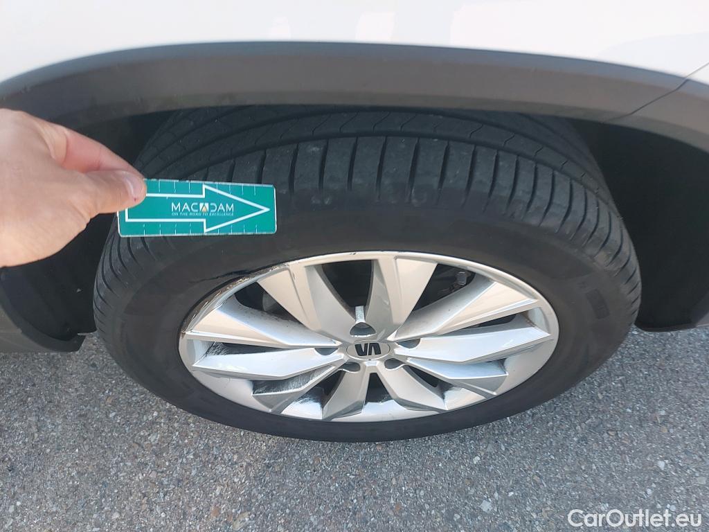  Seat  ATECA SEAT  / 2016 / 5P / todoterreno 1.0 TSI 81kW St&Sp Style Go #4