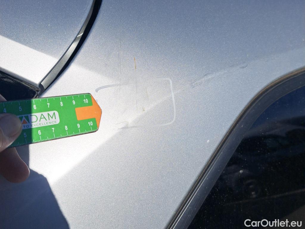  Toyota  Corolla TOYOTA  / 2019 / 5P / familiar 1.8 125H ACTIVE TECH E-CVT TOU SPORT #40