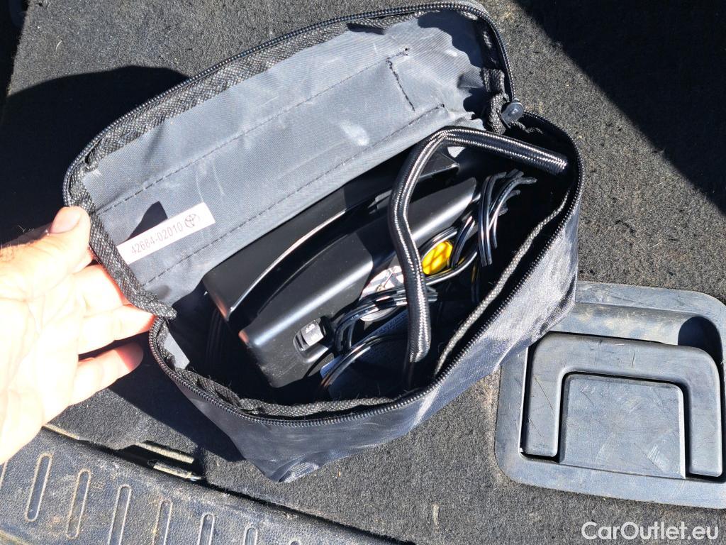  Toyota  Corolla TOYOTA  / 2019 / 5P / familiar 1.8 125H ACTIVE TECH E-CVT TOU SPORT #29