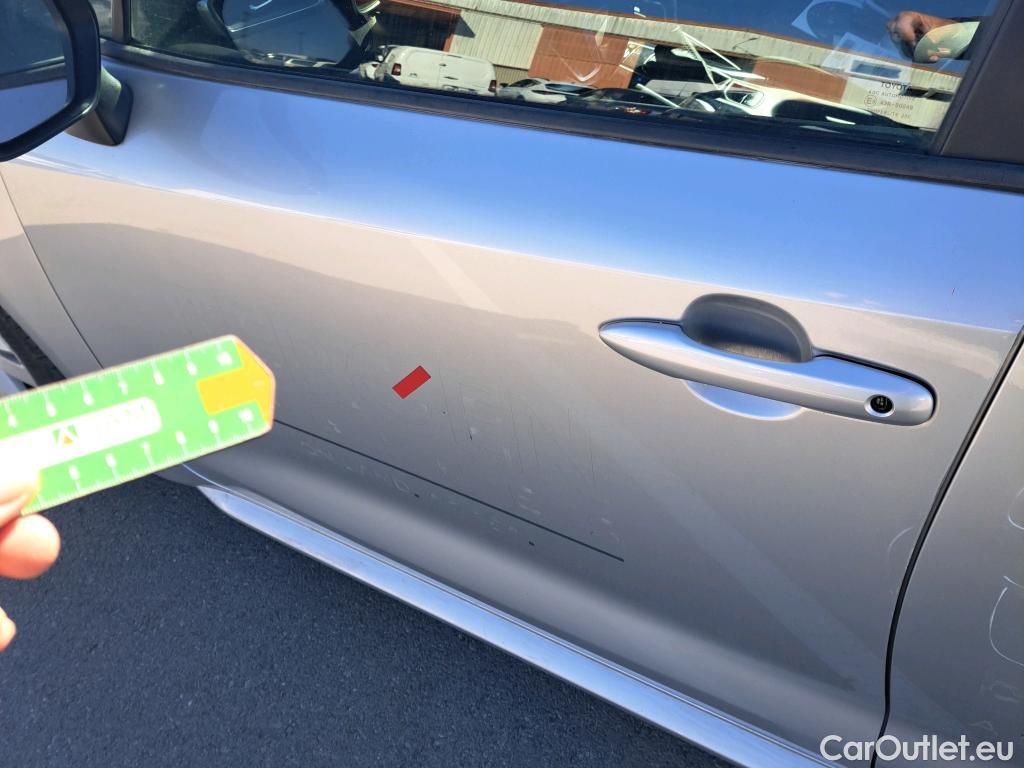  Toyota  Corolla TOYOTA  / 2019 / 5P / familiar 1.8 125H ACTIVE TECH E-CVT TOU SPORT #27