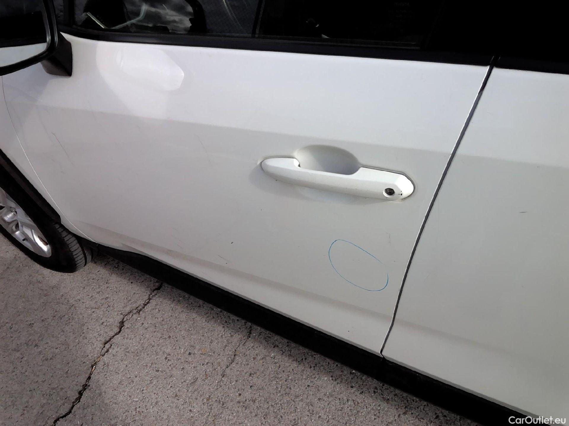  Toyota  RAV4 TOYOTA  / 2018 / 5P / todoterreno 2.5l Business #15