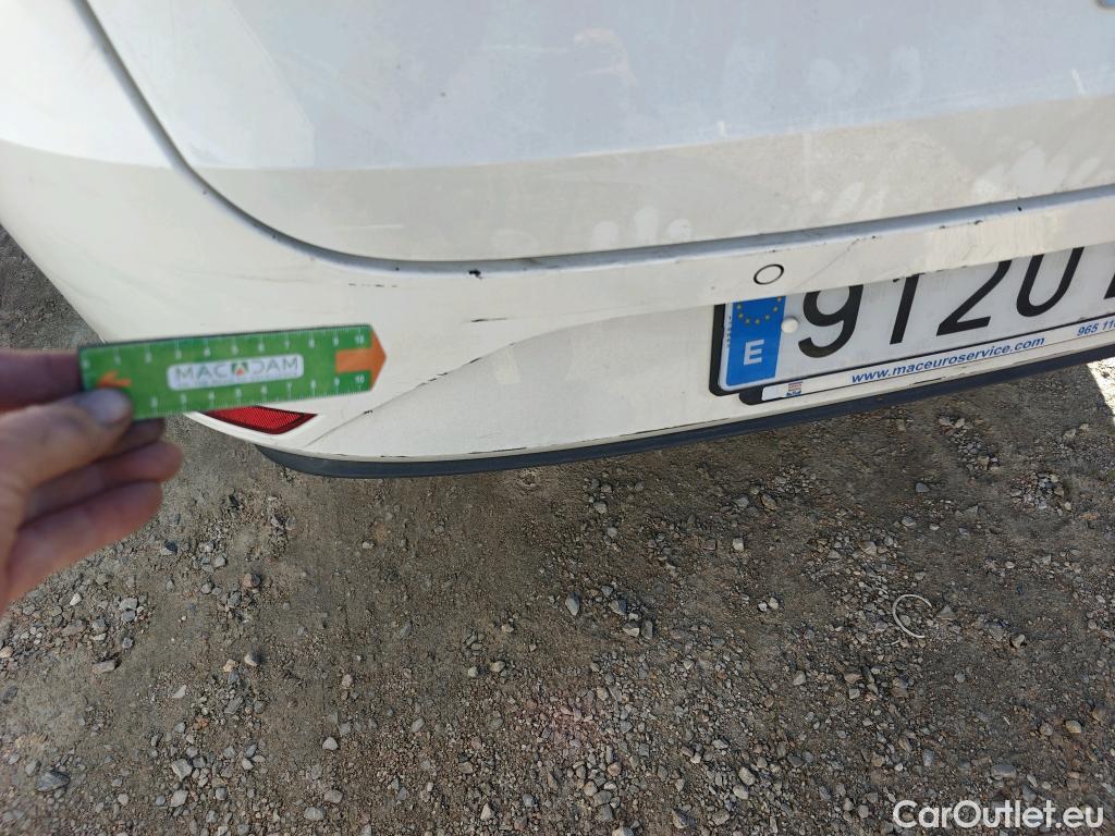  Seat  Leon SEAT Nuevo León / 2020 / 5P / familiar SP 1.4 e-Hybrid DSG S&S Xcellence Go L #17