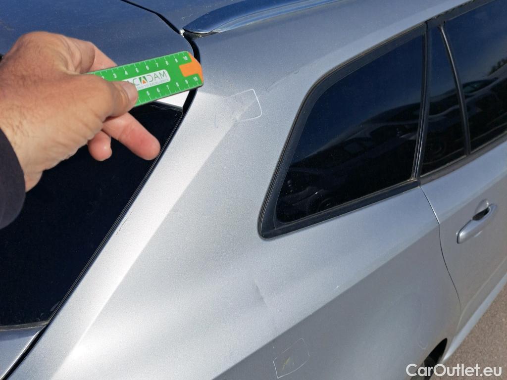  Toyota  Corolla TOYOTA  / 2019 / 5P / familiar 1.8 125H ACTIVE TECH E-CVT TOU SPORT #39