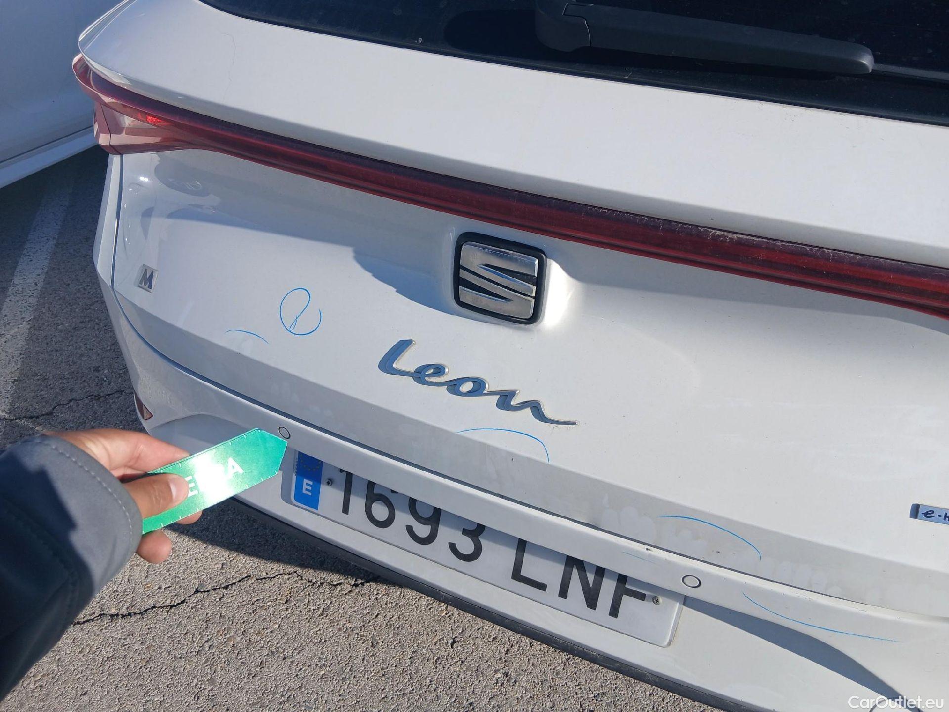  Seat  Leon SEAT Nuevo León / 2020 / 5P / familiar SP 1.4 e-Hybrid DSG S&S Xcellence Go L #20