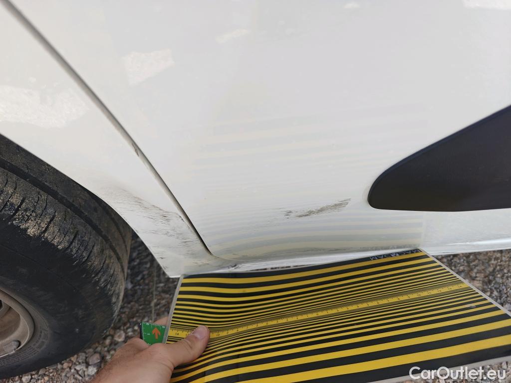  Opel  Combo OPEL  / 2018 / 3P / furgón derivado de turismo 1.5 TD 75kW (100CV) Express L H1 650kg (AC) #16