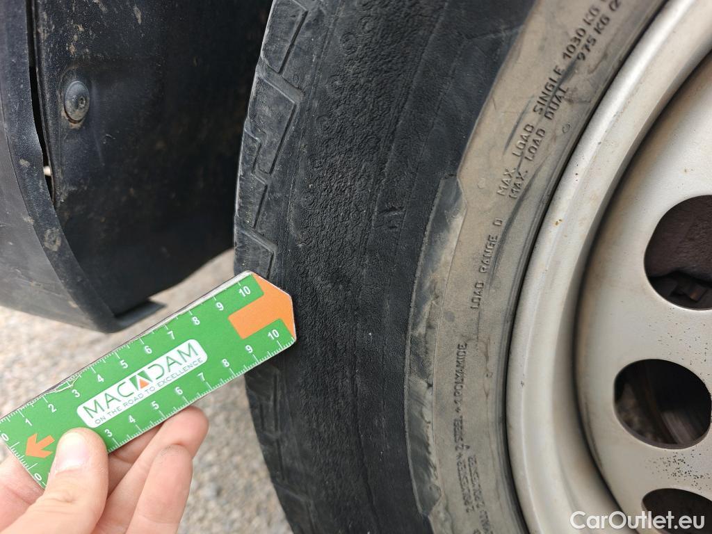  Opel  Vivaro OPEL  / 2019 / 4P / furgón 1.5 D 88kW (120CV) M Std Express M.P. DC #42