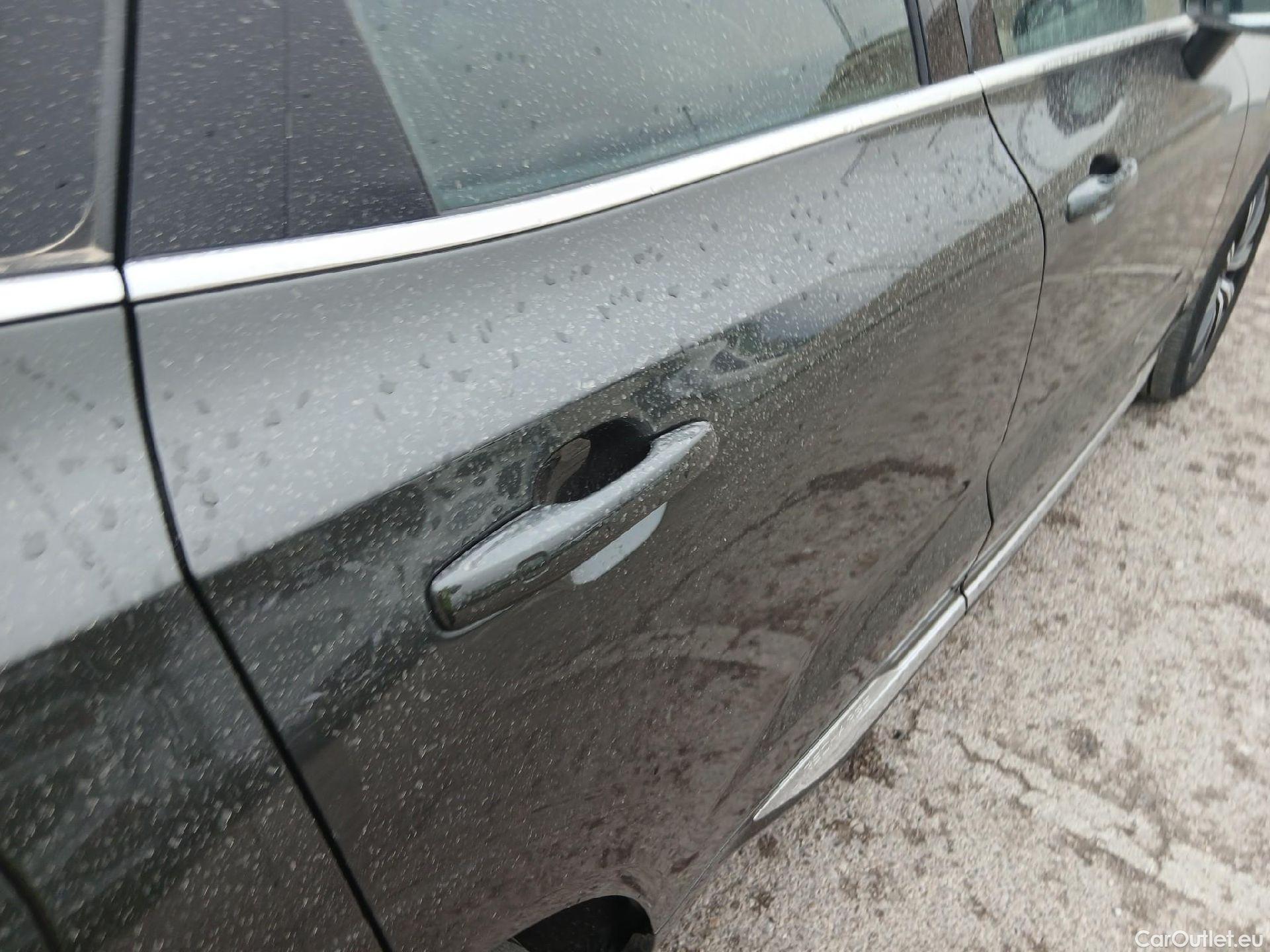  Volvo  XC60 VOLVO  / 2017 / 5P / todoterreno 2.0 T6 AWD Recharge Inscription Auto #5