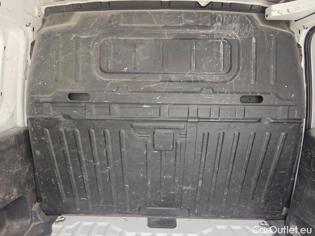  Opel  Combo OPEL  / 2018 / 3P / furgón derivado de turismo 1.5 TD 75kW (100CV) Express L H1 650kg (AC) #23