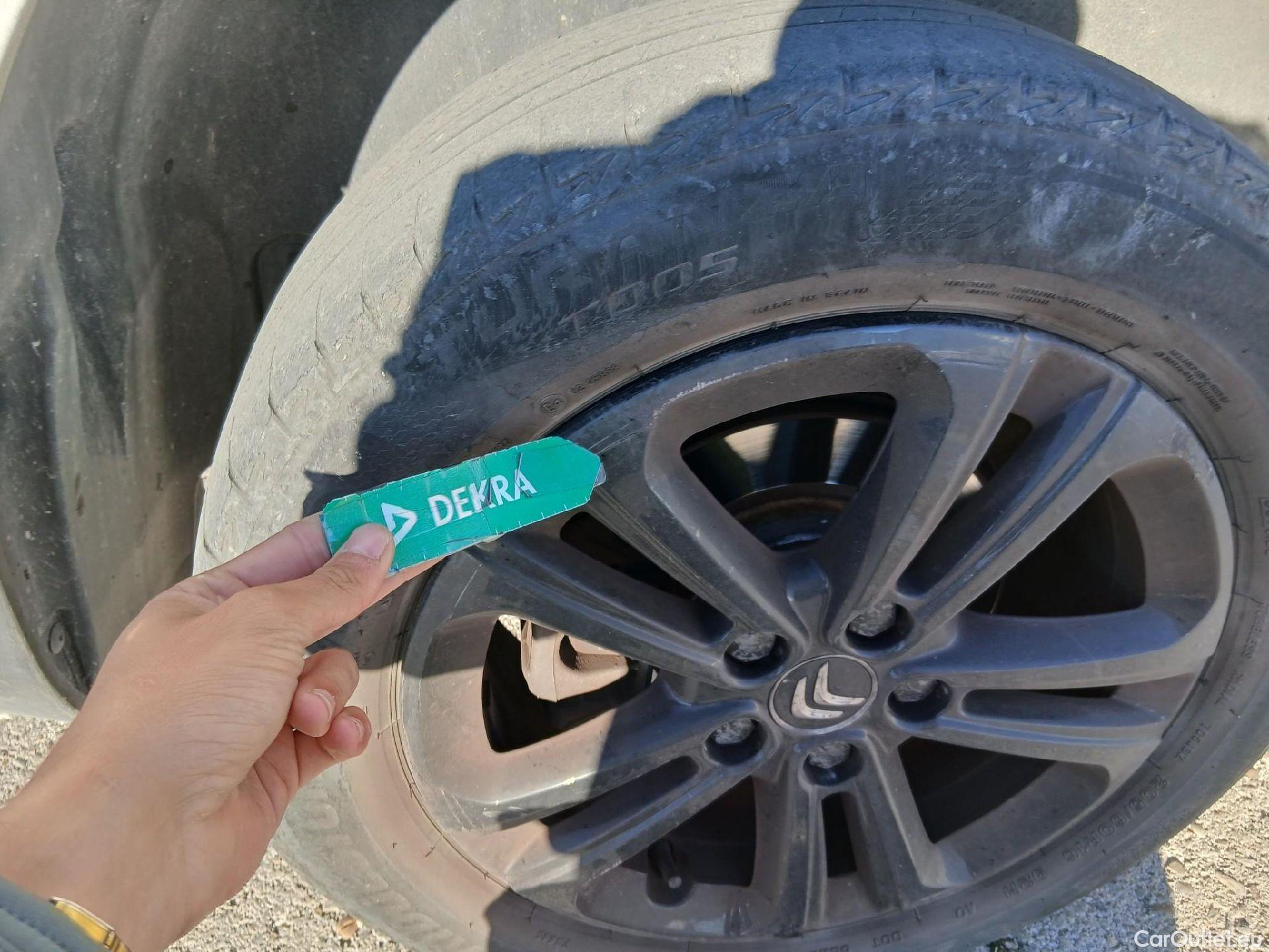  Citroen  Berlingo CITROEN  / 2018 / 5P / monovolumen compacto Talla M BlueHDi 100 SHINE #55