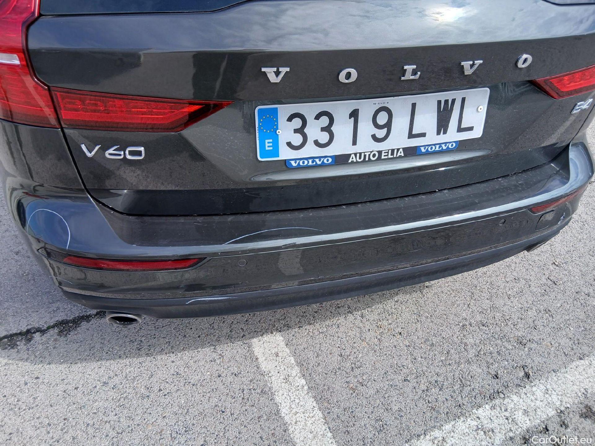  Volvo  V60 VOLVO  / 2018 / 5P / familiar 2.0 B4 (D) Momentum Auto #26