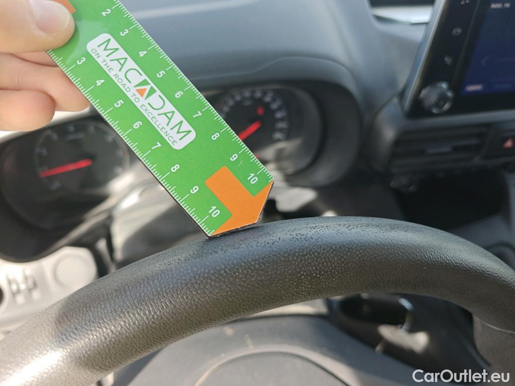  Opel  Combo OPEL  / 2018 / 3P / furgón derivado de turismo 1.5 TD 75kW (100CV) Express L H1 650kg (AC) #46