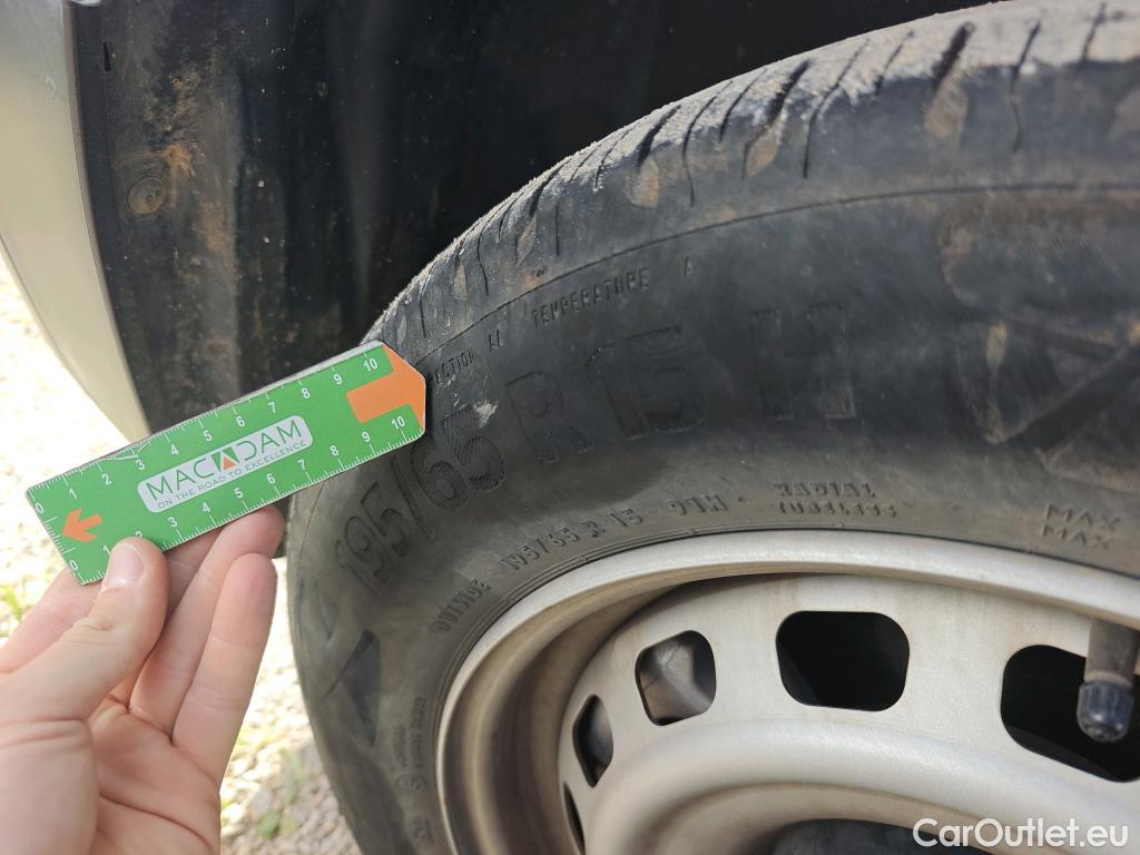  Opel  Combo OPEL  / 2018 / 3P / furgón derivado de turismo 1.5 TD 75kW (100CV) Express L H1 650kg (AC) #34