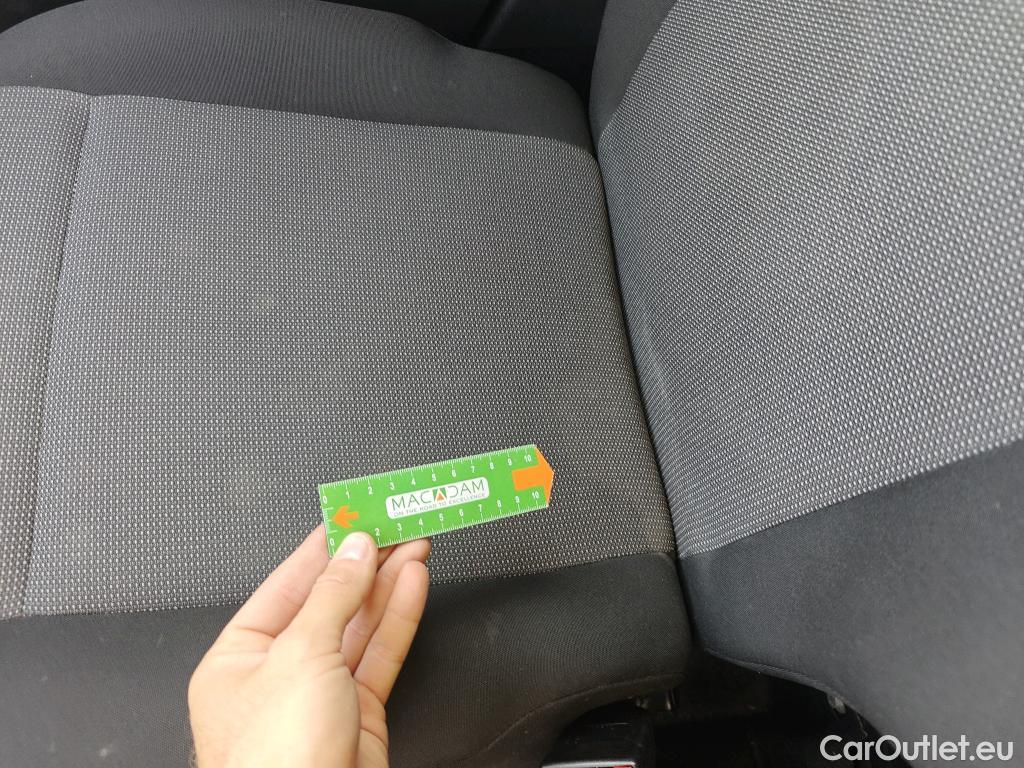  Opel  Combo OPEL  / 2018 / 3P / furgón derivado de turismo 1.5 TD 75kW (100CV) Express L H1 650kg (AC) #25