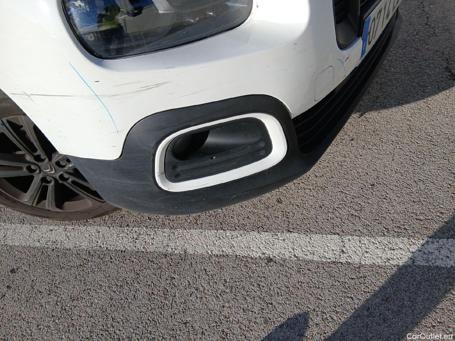  Citroen  Berlingo CITROEN  / 2018 / 5P / monovolumen compacto Talla M BlueHDi 100 SHINE #8