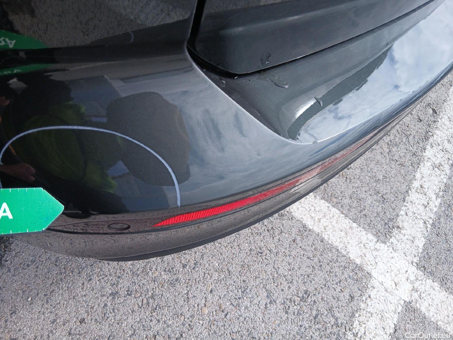  Volvo  V60 VOLVO  / 2018 / 5P / familiar 2.0 B4 (D) Momentum Auto #22