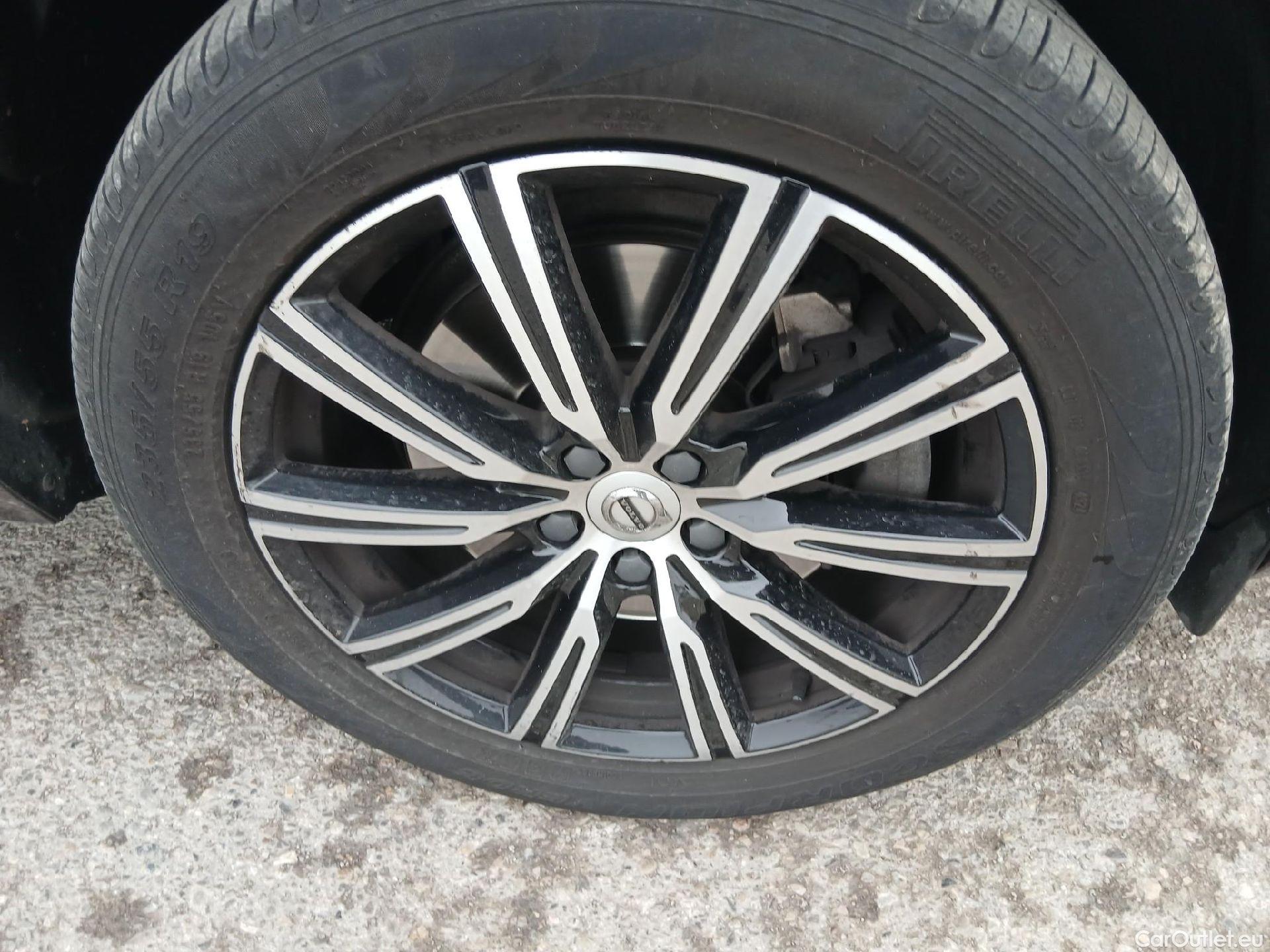  Volvo  XC60 VOLVO  / 2017 / 5P / todoterreno 2.0 T6 AWD Recharge Inscription Auto #7