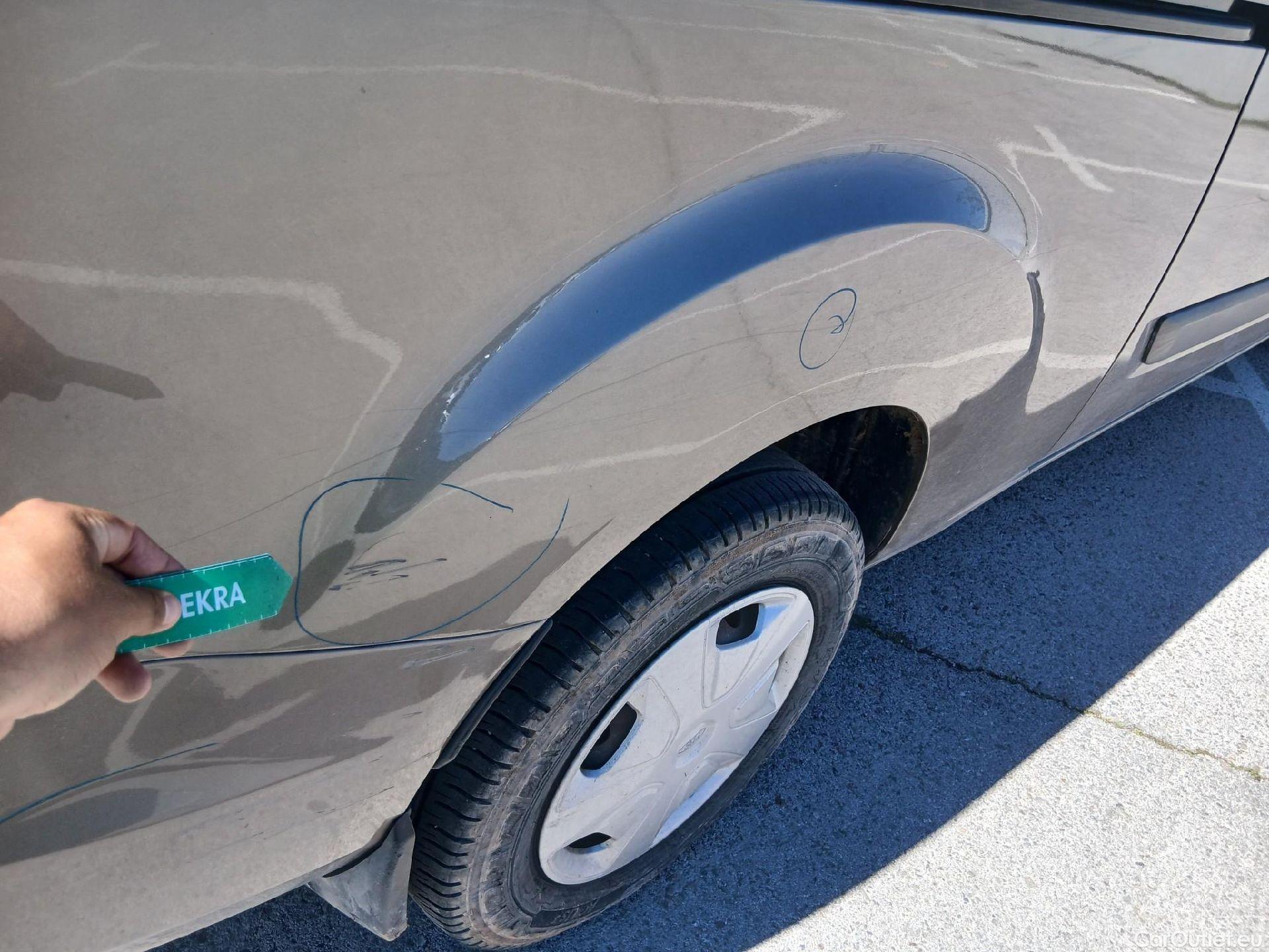  Ford  Transit FORD  Custom / 2012 / 4P / combi Kombi 2.0 TDCI 96kW 320 L2 Trend #35