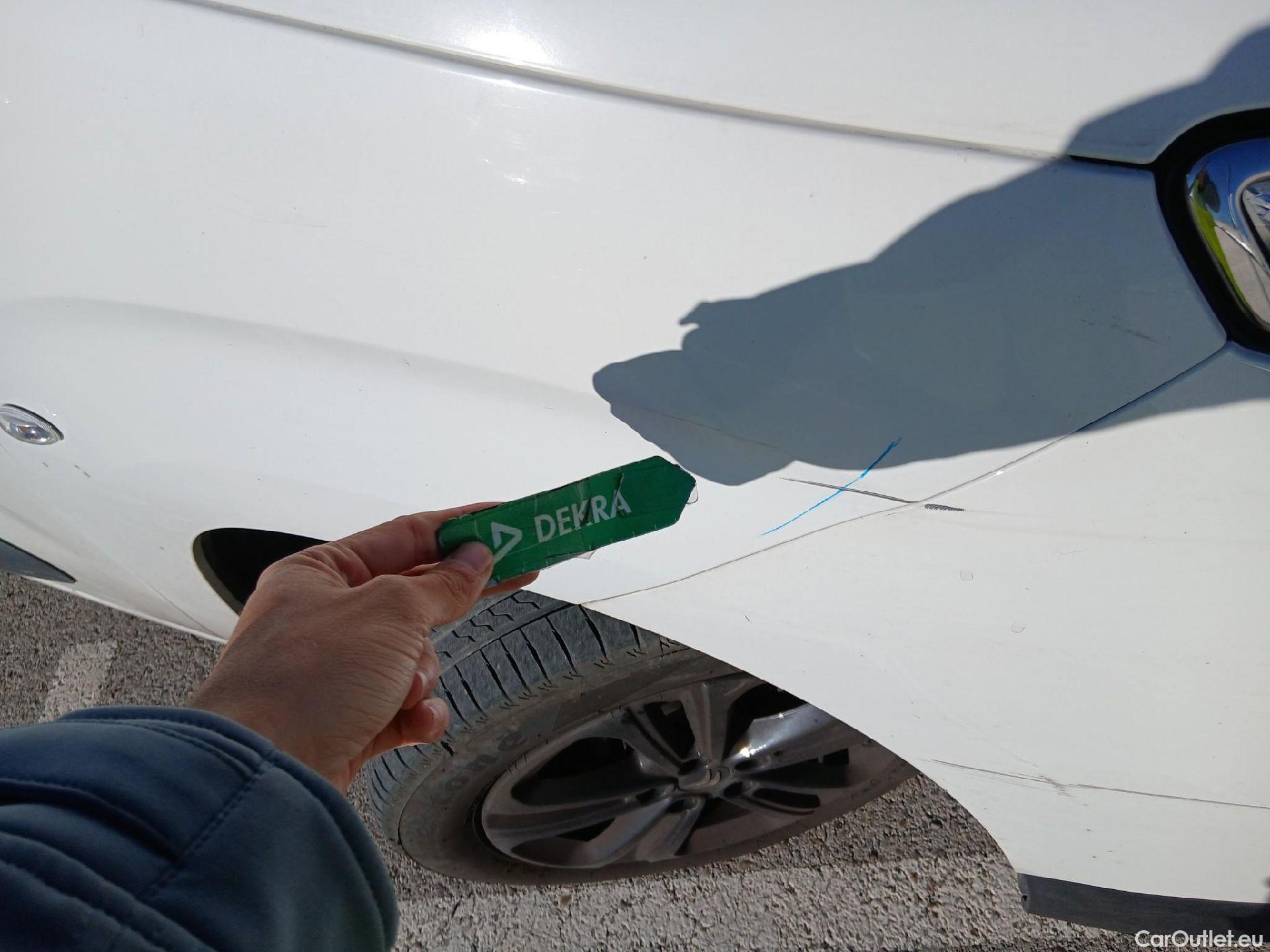  Citroen  Berlingo CITROEN  / 2018 / 5P / monovolumen compacto Talla M BlueHDi 100 SHINE #70