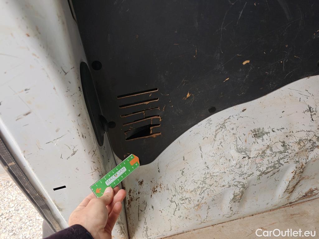  Opel  Vivaro OPEL  / 2019 / 4P / furgón 1.5 D 88kW (120CV) M Std Express M.P. DC #64