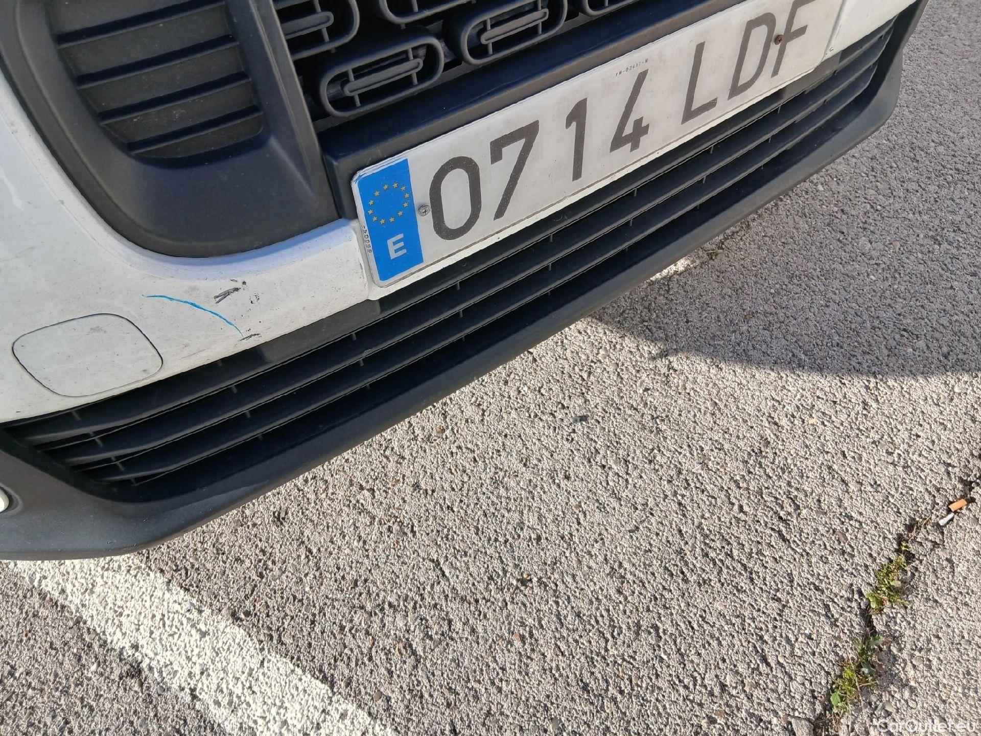  Citroen  Berlingo CITROEN  / 2018 / 5P / monovolumen compacto Talla M BlueHDi 100 SHINE #13