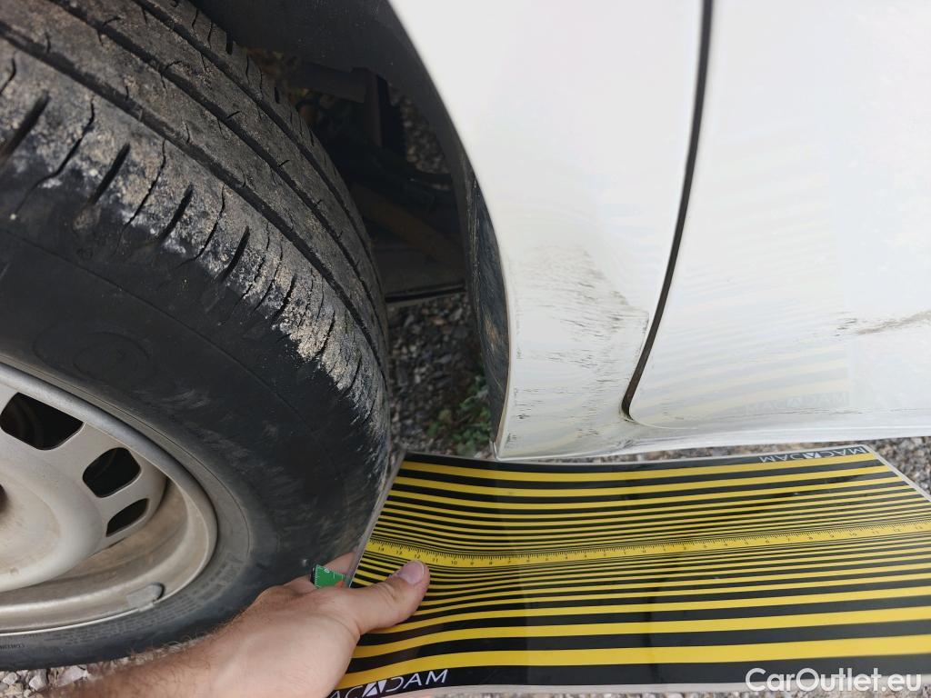  Opel  Combo OPEL  / 2018 / 3P / furgón derivado de turismo 1.5 TD 75kW (100CV) Express L H1 650kg (AC) #8