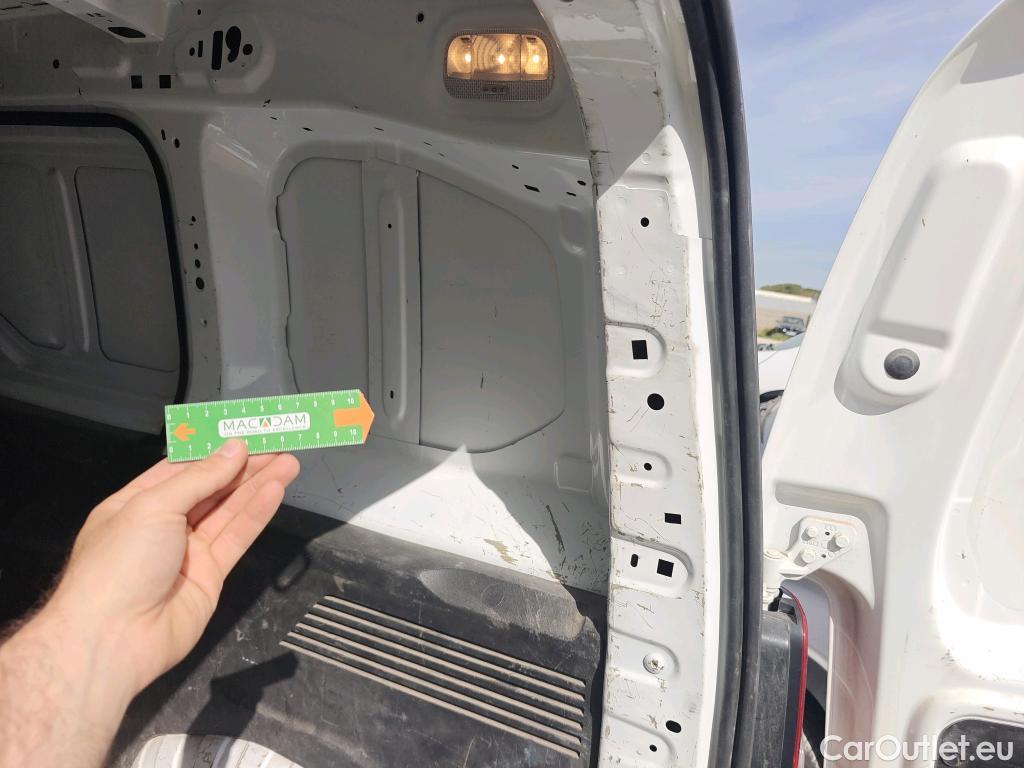  Opel  Combo OPEL  / 2018 / 3P / furgón derivado de turismo 1.5 TD 75kW (100CV) Express L H1 650kg (AC) #21