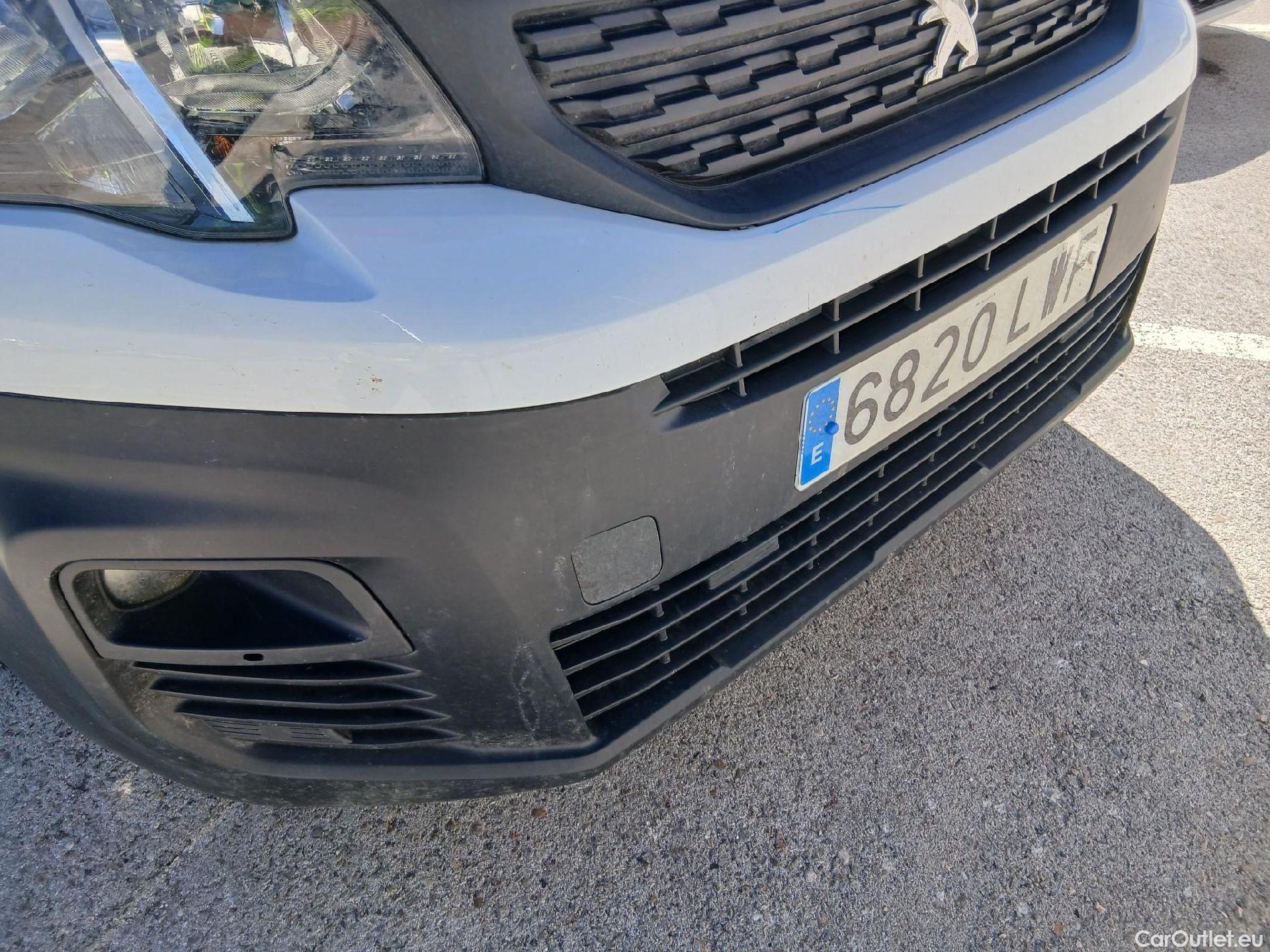  Peugeot  Partner PEUGEOT  / 2018 / 4P / furgón derivado de turismo Premium Standard 600kg BlueHDi 73kW (AC) #8