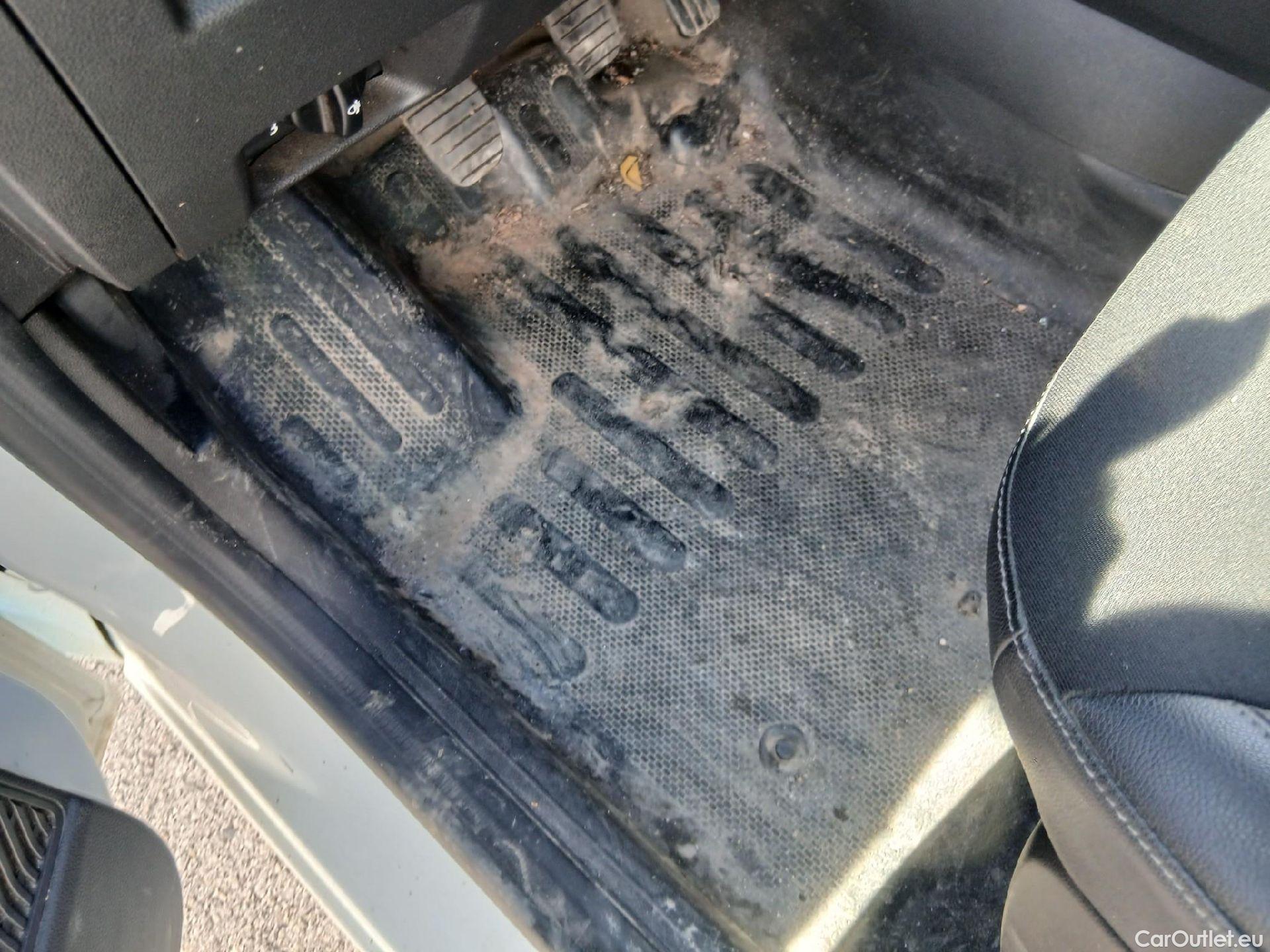  Renault  EXPRESS RENAULT  / 2021 / 4P / furgón derivado de turismo Confort 1.5 Blue dCi 70 kW (95 cv) #17