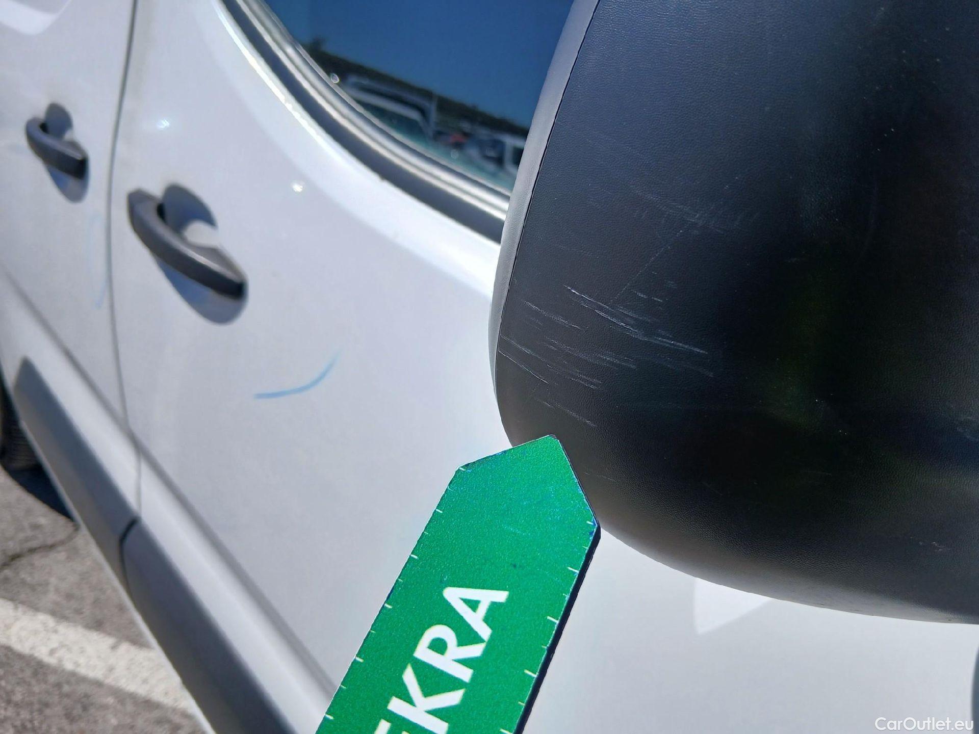  Toyota  Proace TOYOTA  City/2020/4P/furgón derivado de turismo 1.5D 56kW (75CV) GX 650kg Media #37