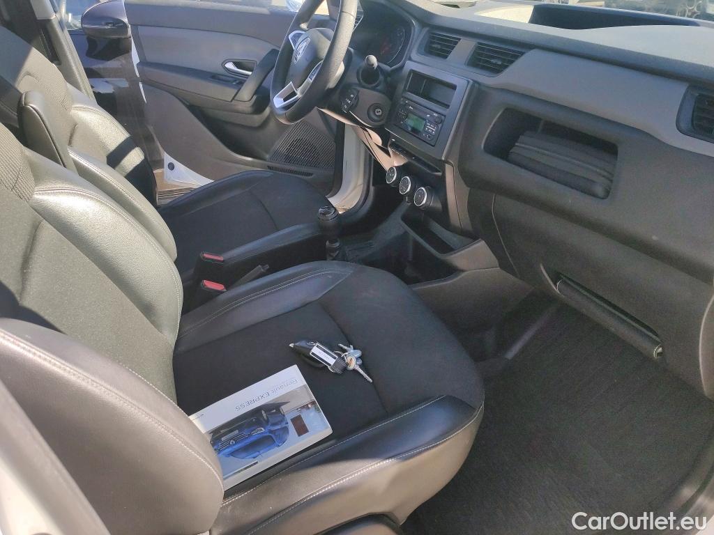  Renault  EXPRESS RENAULT  / 2021 / 4P / furgón derivado de turismo Confort 1.5 Blue dCi 70 kW (95 cv) #11