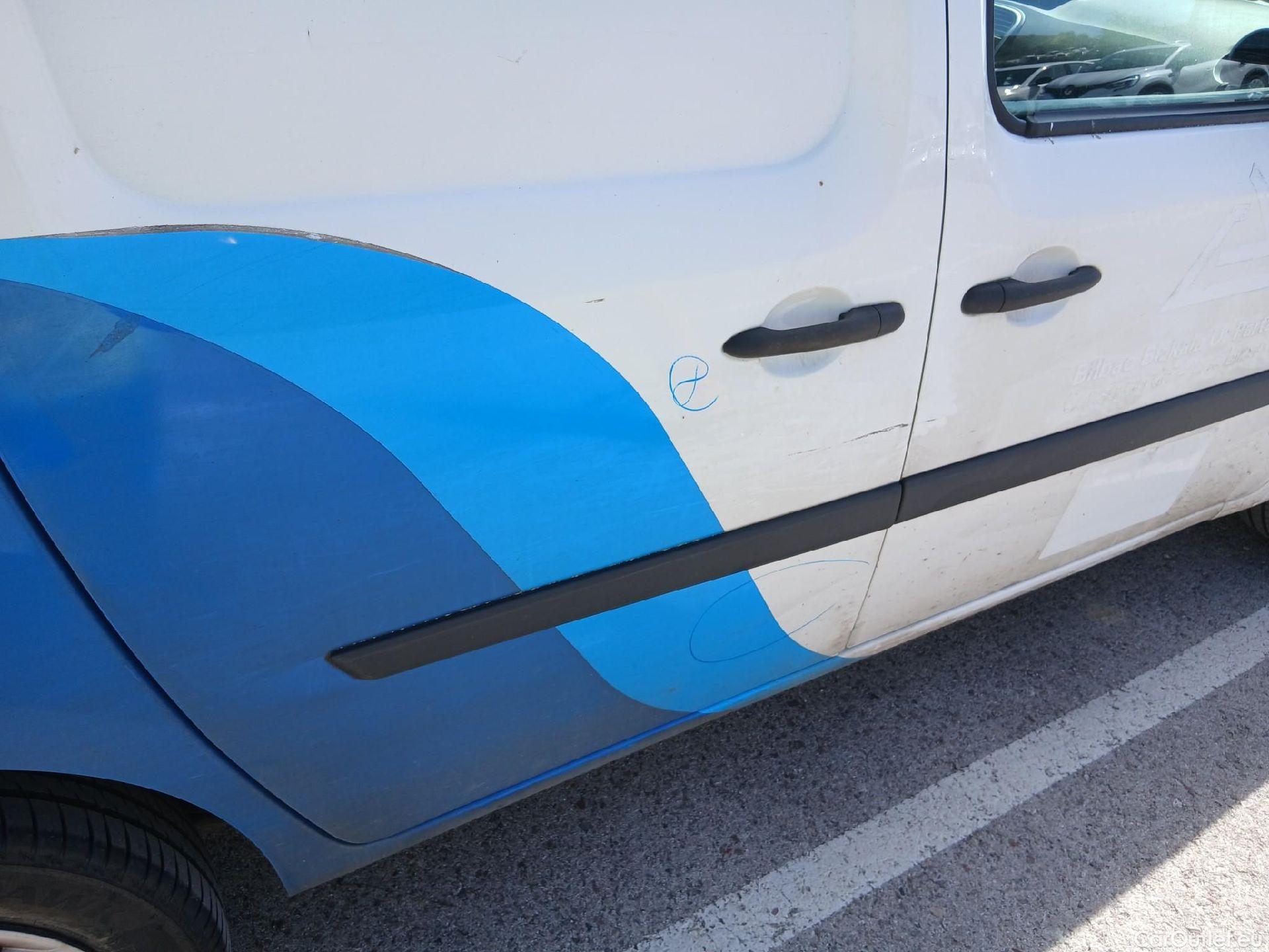  Renault  Kangoo RENAULT  Z.E./2013/3P/furgón derivado de turismo Z.E. #38