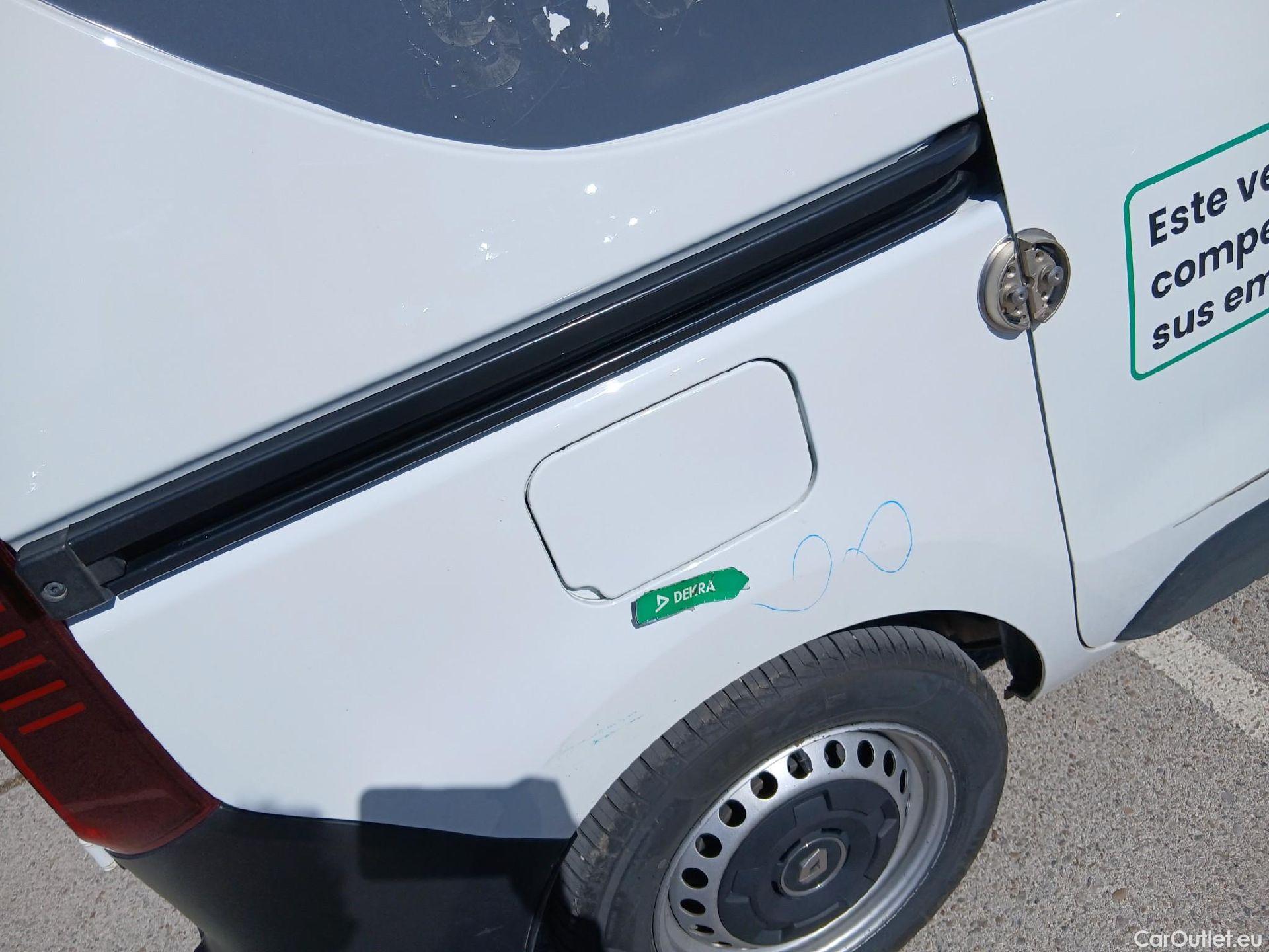  Renault  EXPRESS RENAULT  / 2021 / 4P / furgón derivado de turismo Confort 1.5 Blue dCi 70 kW (95 cv) #30