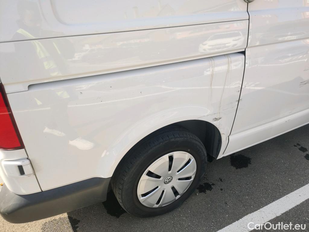  Volkswagen  Transporter  / 2020 / 4P / furgón Furgón Corto TN 2.0 TDI 81kW (110CV) #17