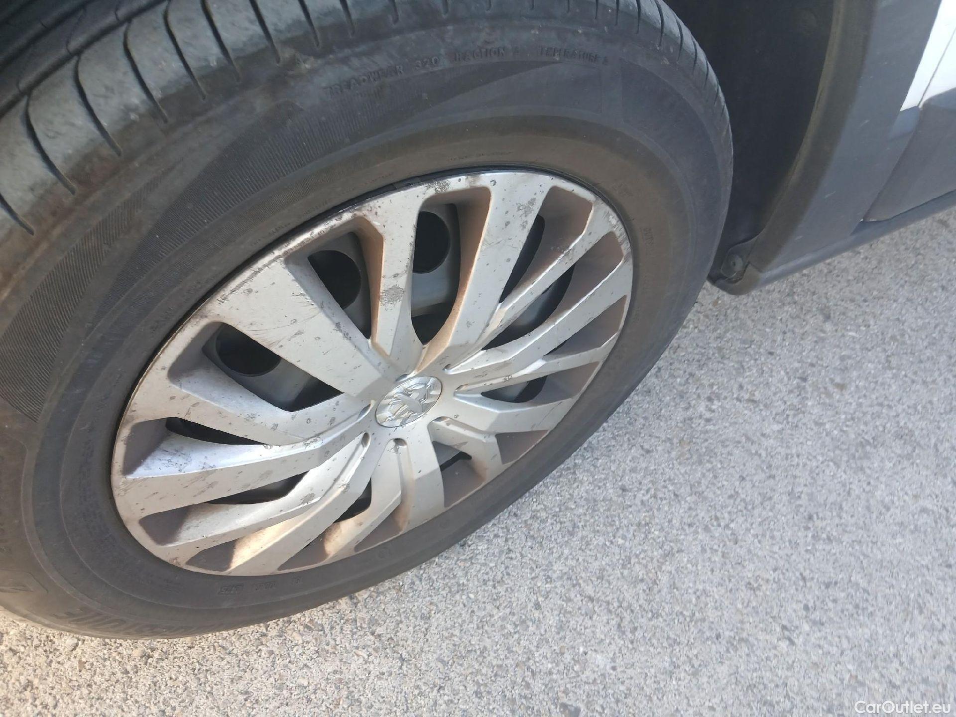  Peugeot  RIFTER PEUGEOT  / 2018 / 4P / combi Active Standard BlueHDi 73kW (IND) #24